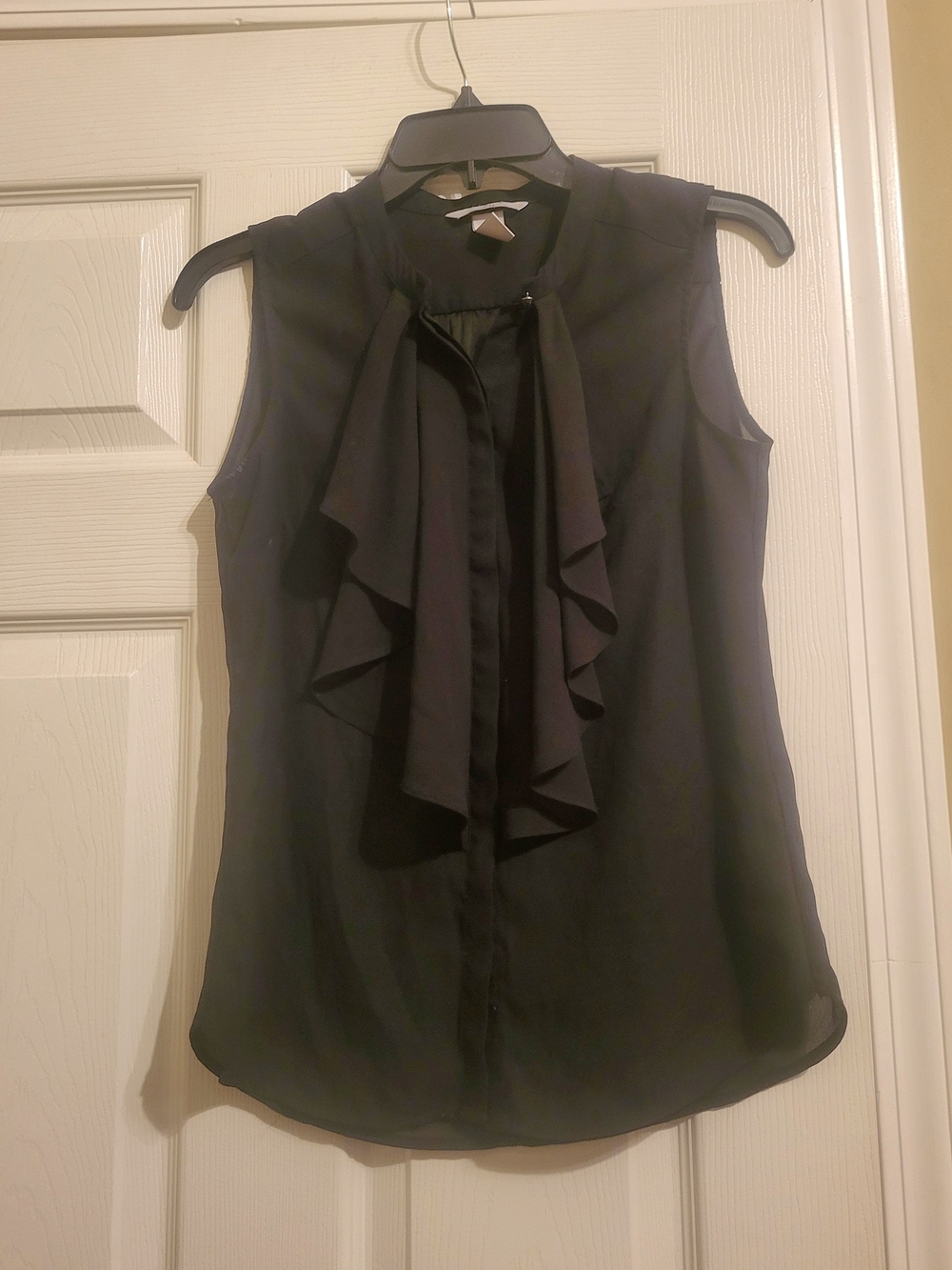 H&M Black Sleeveless Ruffle Front Blouse